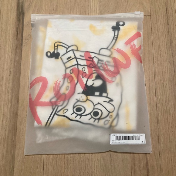 ROMWE 🧽 SpongeBob Tie Dye Tee - Picture 7 of 12